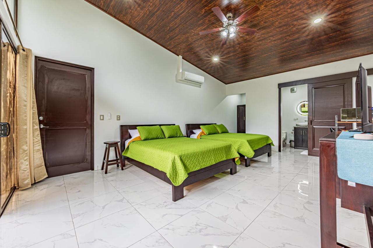 Shalom Chamo Villas Увита Экстерьер фото